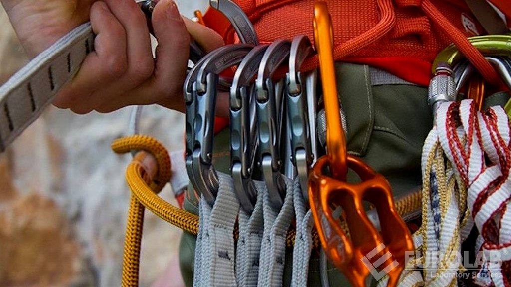 EN 12275: 2013 Tests voor connectoren voor bergbeklimmen